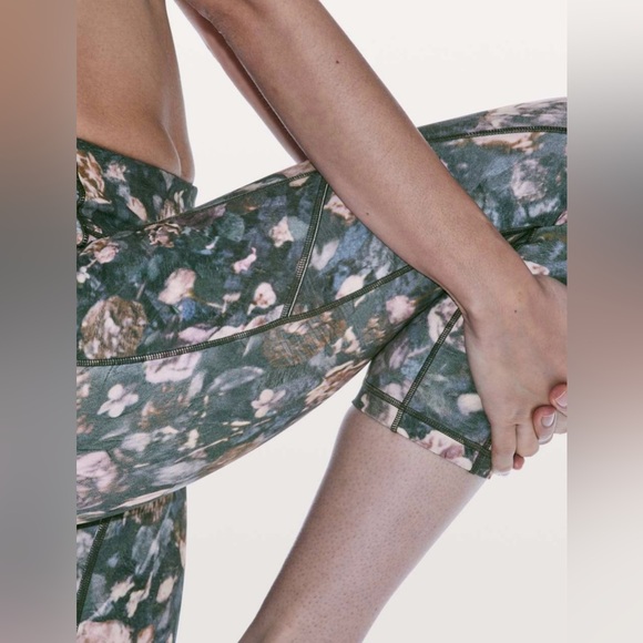 Lululemon Speed Up Crop 21” Sz 6 RARE Frosted Rose Multi BNWT - Picture 6 of 7